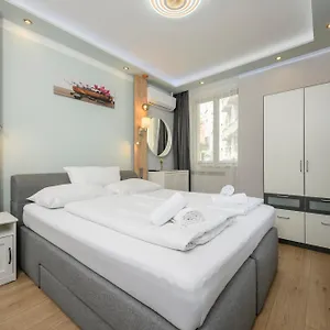 Aparthotel Elegance Palais Palffy, Wien
