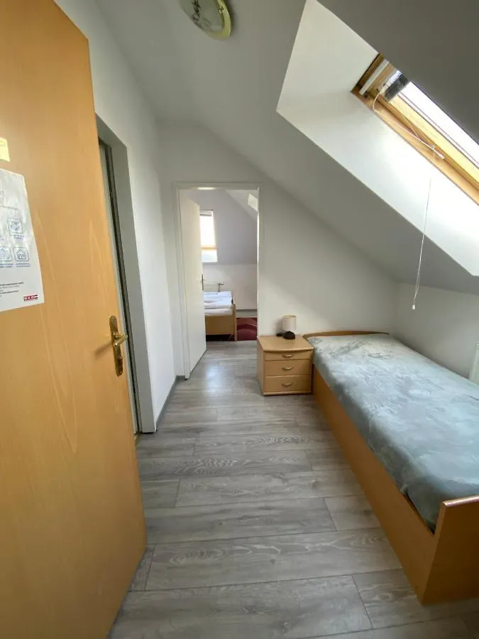 Pension Lizzi Wien 3*,