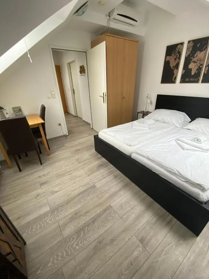 *** Gasthof Pension Lizzi Wien Österreich