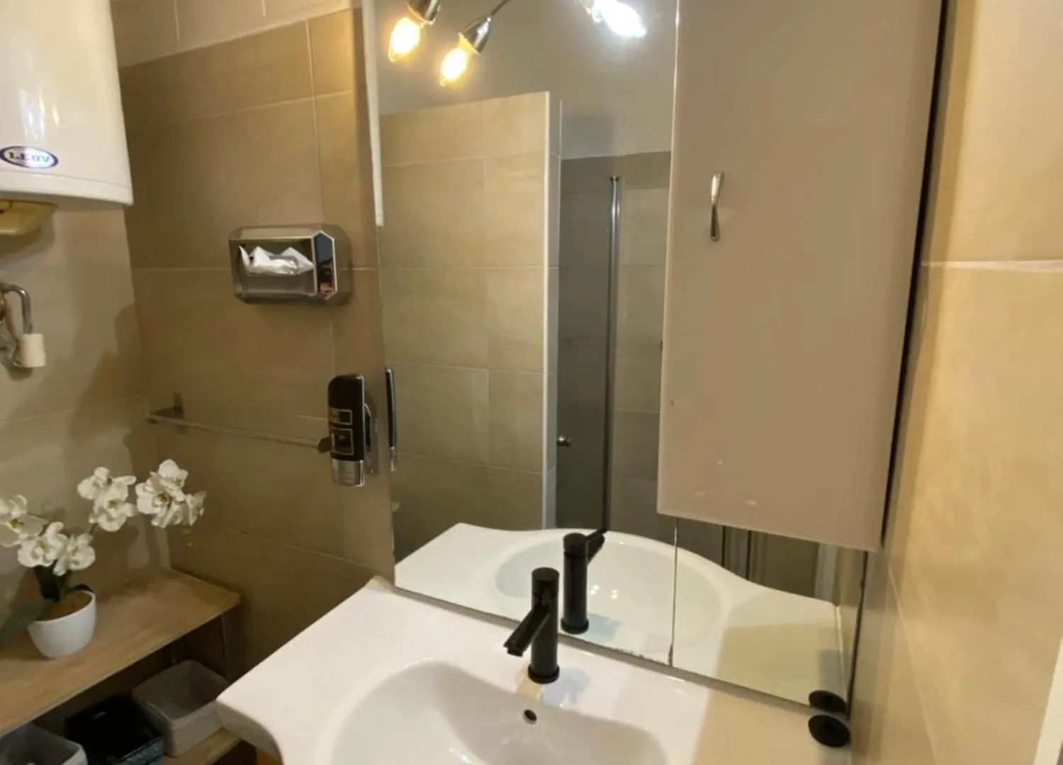 Gasthof Pension Lizzi Wien