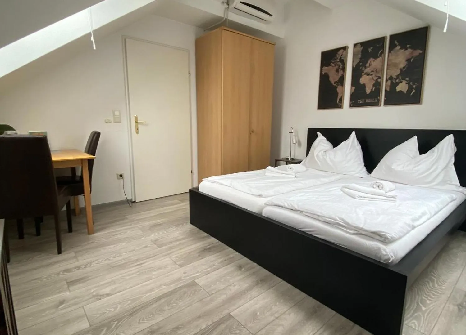 Pension Lizzi Wien