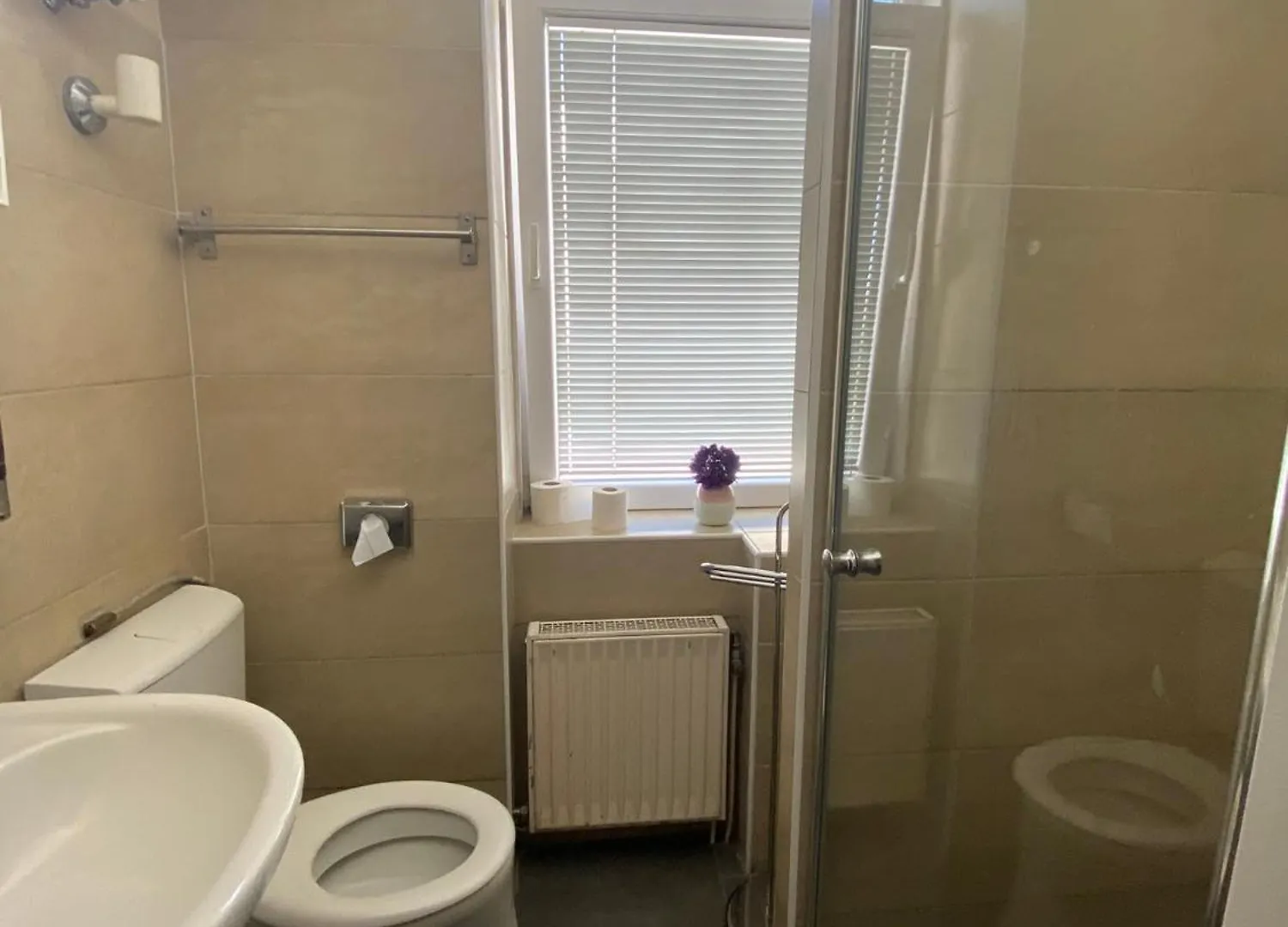 *** Gasthof Pension Lizzi Wien Österreich